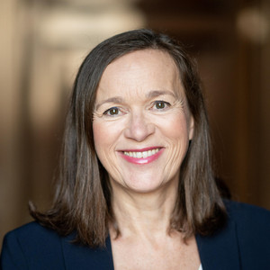 Dr. Eva Gümbel