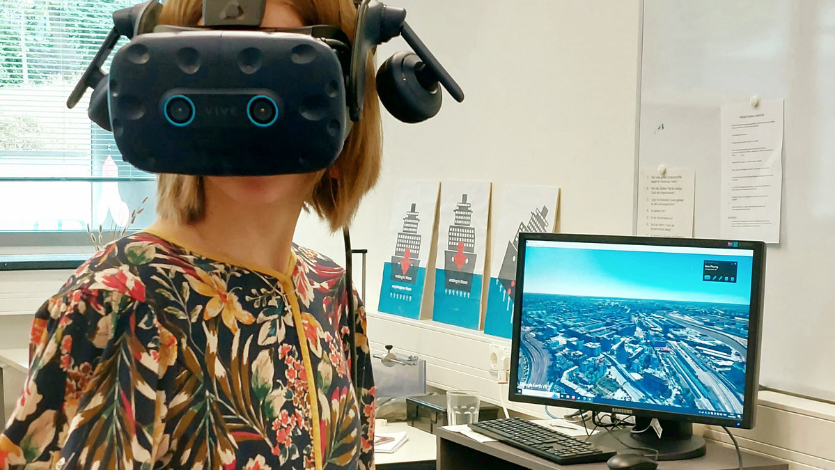 Von der Schulmathematik zur Zukunftstechnologie – mint:pink erprobt VR und AR